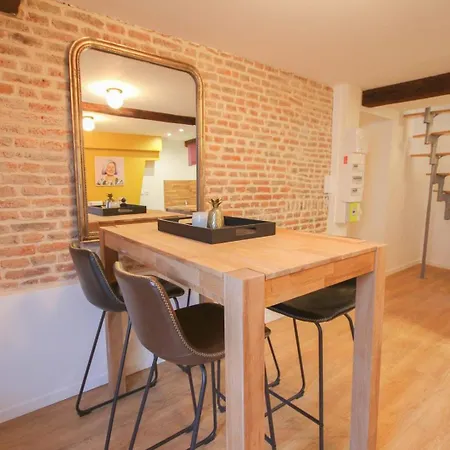 Apartment Centre - Nice, Cozy And Functional Ap.